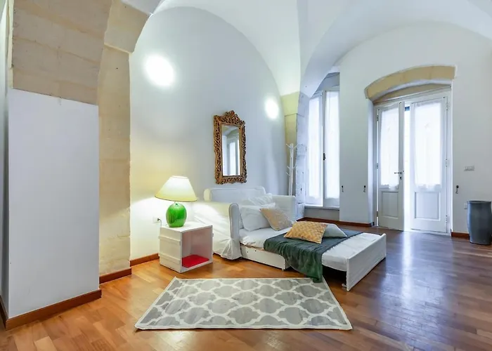 Apartment Yellow - Selection