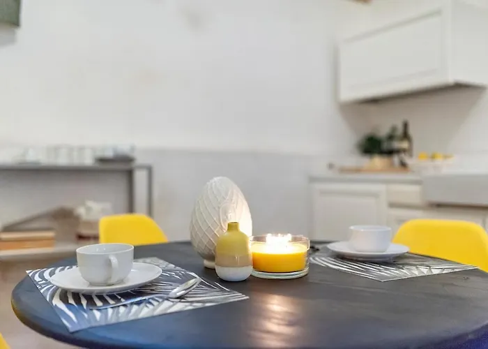 Yellow - Selection Apartment Lecce